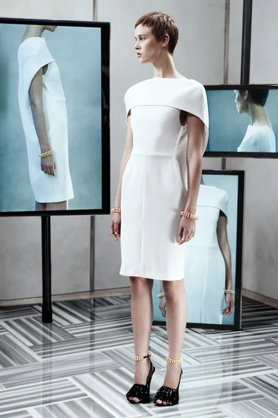 Look 23